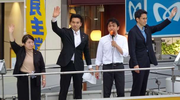 【東京】権力の追及も政策の提案も　上野で街頭演説