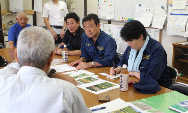 被害状況などについてお話を聞く