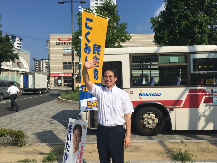 7月27日　北九州市門司区門司駅前