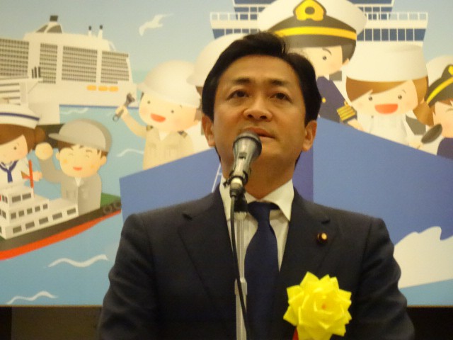 全日本海員組合第79回定期全国大会であいさつをする玉木雄一郎代表