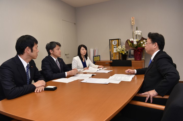 西田実公明党税調会長と意見交換