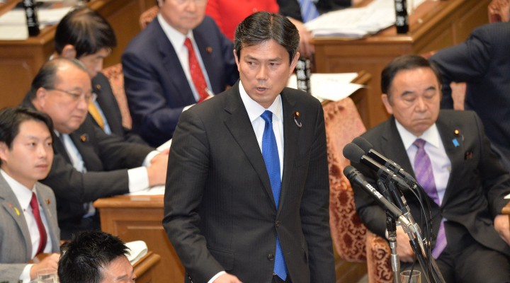 衆院予算委員会集中審議で質問する後藤祐一議員