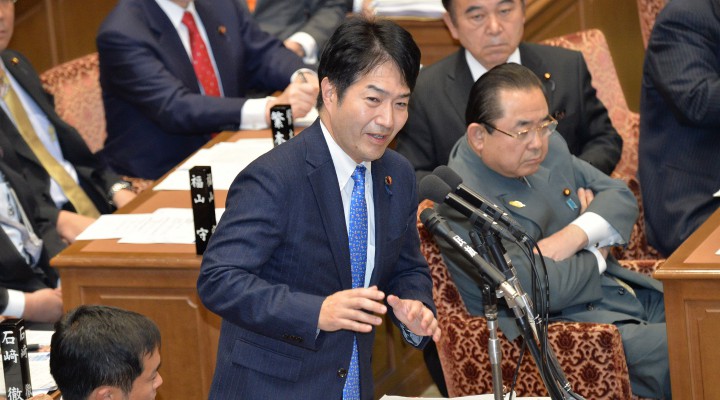 統計問題を追及する奥野総一郎議員