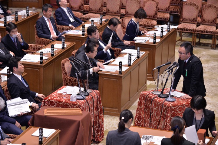 明石順平(弁護士)公述人
