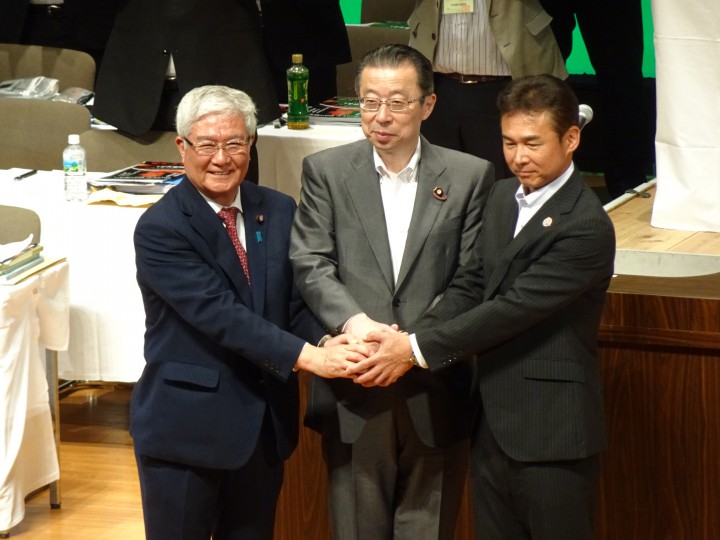 左から小林正夫、浜野よしふみ参議院議員、東電労組の坂田委員長