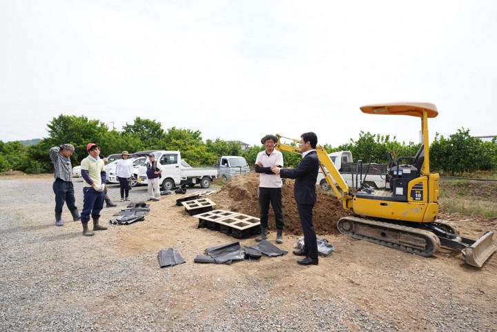 土のう詰め現場