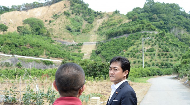 山崩れ現場