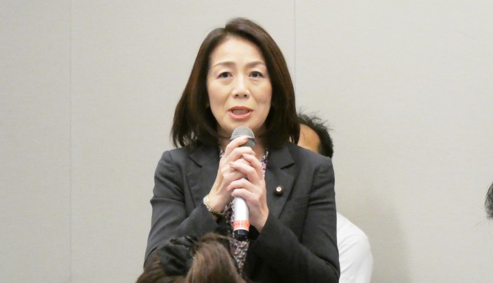 徳永エリ男女共同参画推進本部長