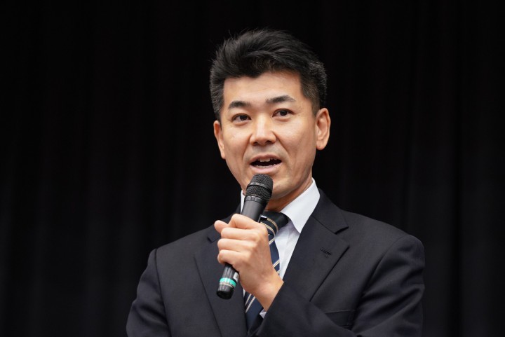 泉健太政調会長