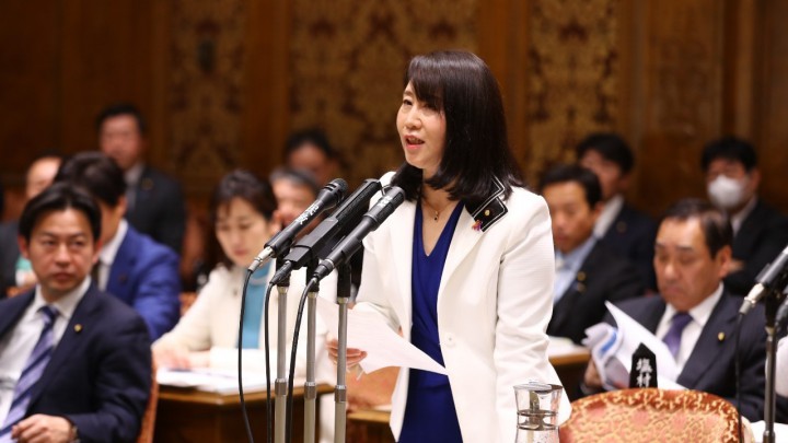 矢田わか子議員