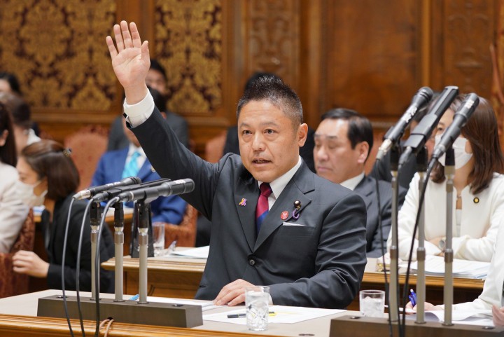 横沢高徳議員