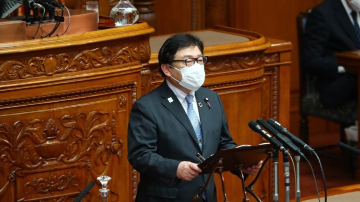 芳賀道也議員