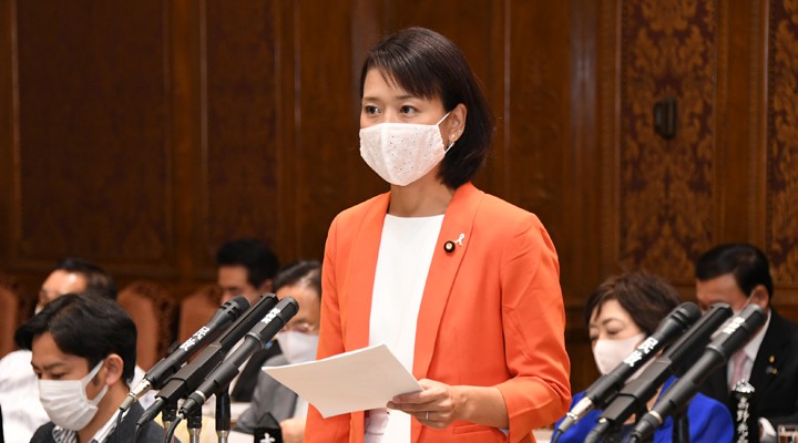 伊藤孝恵 参院議員